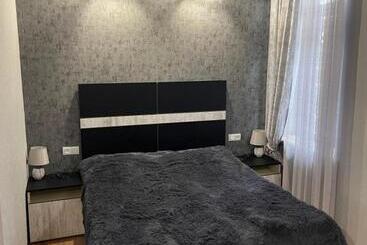 تختخواب و صبحانه Elmar Guesthouse