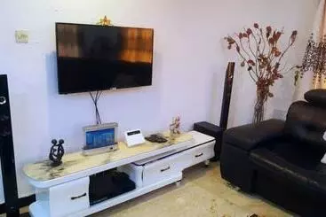 カプセルホテル Cenlott Apartment & Suites
