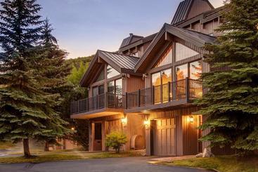 ツーリストアパートメント Abode At Pinnacle