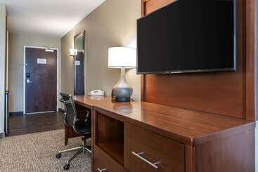 فندق Comfort Suites Rensselaer Near Fair Oaks