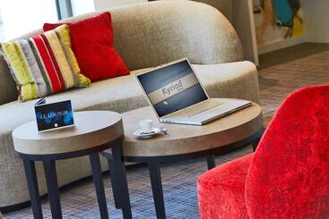 ホテル Kyriad Troyes Centre