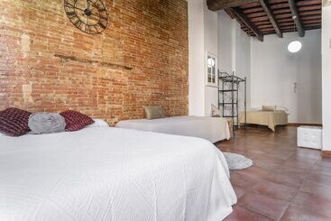 Royal Apartments By Hoom