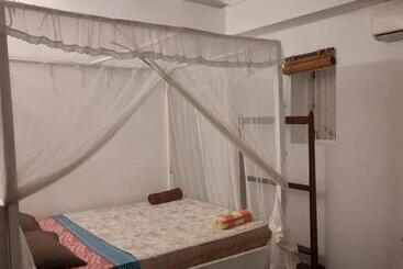 پانسیون Shoba Traveller S Tree