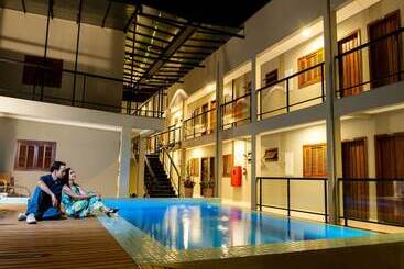 Hotel Clh Suites Bonito Centro