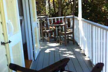 アパートメント Galley Bay Cottages