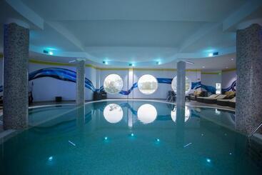 هتل Castello Mare