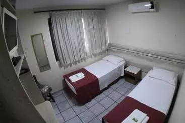 هتل Colonial