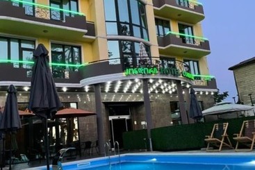 Hotel Condori