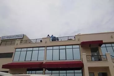 Hotel Airport Plaza