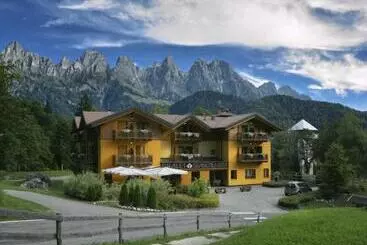 Hotelli Chalet Giasenei