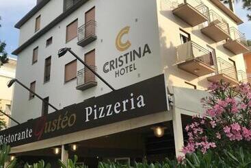 ホテル Cristina