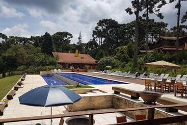 Surya Pan Hotel Refúgio