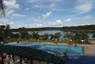 Canto Verde Hotel Para Rancharia Park