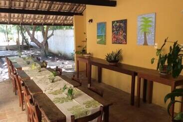 هتل Pousada Araçás Village