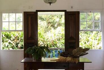 هتل Pousada Vila Brasil