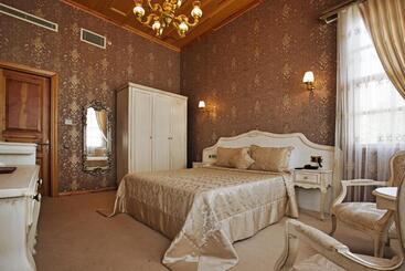 בית מלון כפרי Ada Palas Buyukada