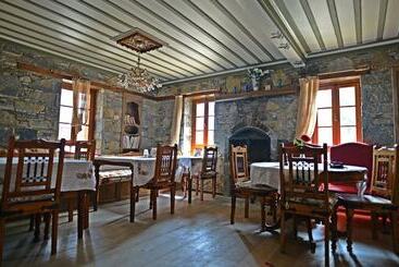 호텔 Efes Konaklari