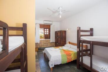 Praia Do Forte Hostel