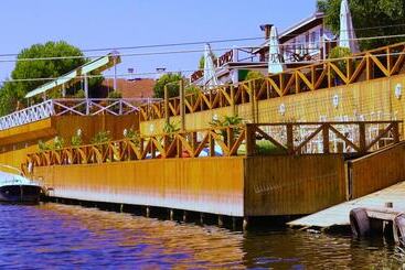 ホテル Club Grand Becassier