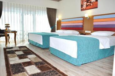 בית מלון כפרי Hanem