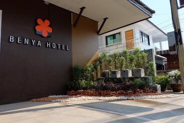 ホテル Benya