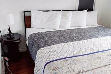 هتل Hillcrest Inn