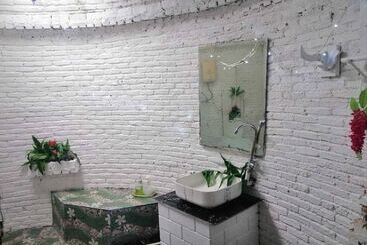 בית מלון כפרי Ingmhok Country Mountain View Resort