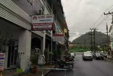 Hotel Nawaporn Place
