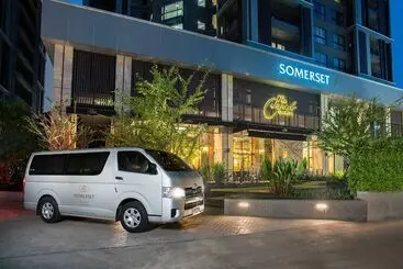 ホテル Somerset Ekamai Bangkok