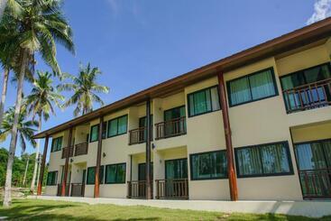 استراحتگاه Koh Kood Paradise Beach