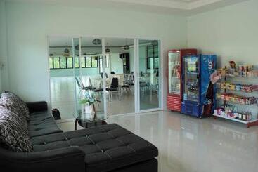 هتل A Nice Resort & Villa