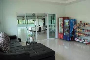 هتل A Nice Resort & Villa