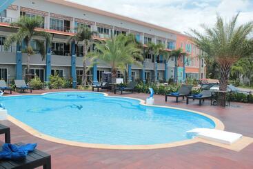 בית מלון כפרי Na Nicha Bankrut Resort