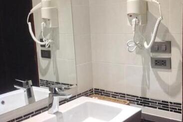 הוסטל David Residence