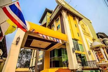 Hotel Chour Palace