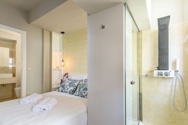 Hotel Candia Suites & Rooms