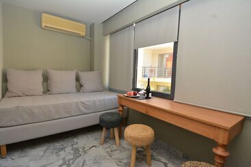 ホテル Candia Suites & Rooms