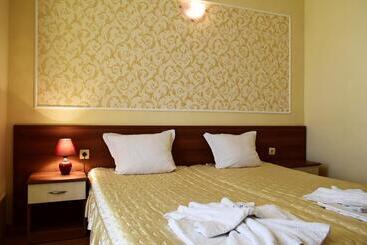 Ryor Hotel All Inclusive & Free Parking