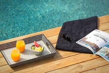 هتل آپارتمان Portes Suites & Villas Mykonos