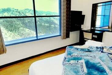 هتل Crystal Palace