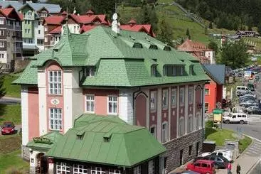 هتل Hořec