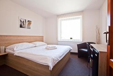 هتل Pension Paldus