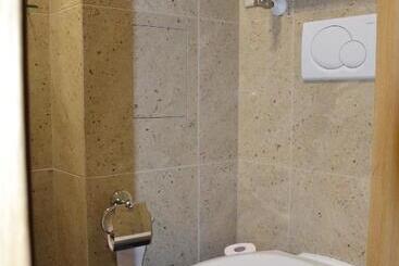 酒店 Penzion Aurooms