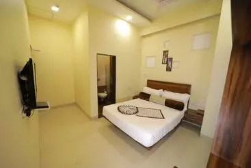 Hotel Vijaya Tej Clarks Inn