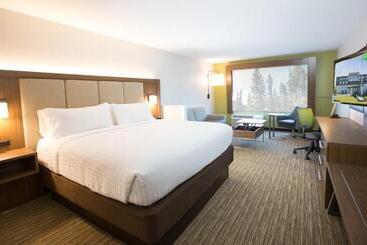 בית מלון כפרי Holiday Inn Express & Suites Greenwood Mall, An Ihg