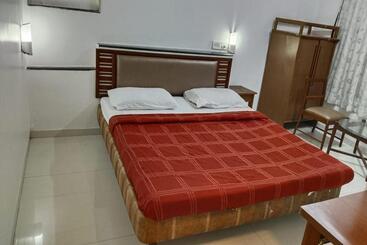 هتل Maharaja Residency