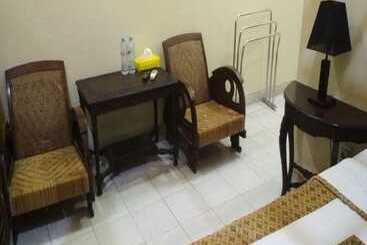 ペンション New Padma Asri