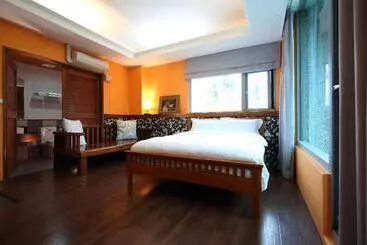 Pretty Sun B&b