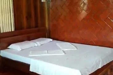 تختخواب و صبحانه Ba Linh Homestay