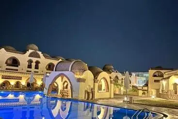 هتل Elphardous Oasis